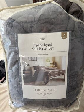 Threshold Space Dyed Comforter Set - Gray